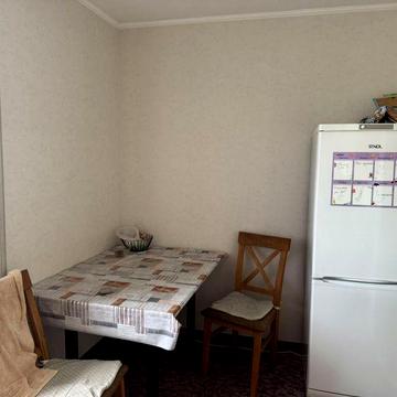 Продам 2-х кімнатну квартиру