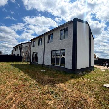 Просторий дуплекс 112 м² із власною ділянкою 2,3 сотки