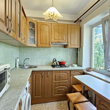 Ореста Левицького вул. (Академіка Курчатова), 3-А