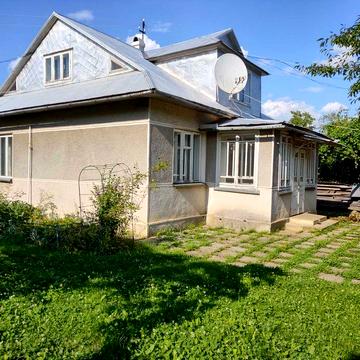 Будинок у м. Косові на вул. Лазова (район Москалівка)