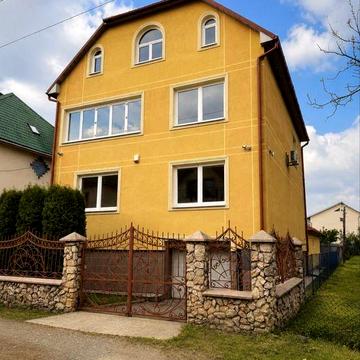 Будинок біля Ужгорода Закарпатська обл Великий Березний