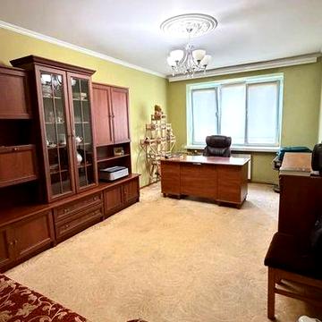 3 кімнатна квартира "ЧЕШКА " р-н тц Депот