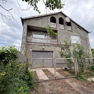 Продам двоповерховий будинок у м. Знамʼянка можна по сертифікату