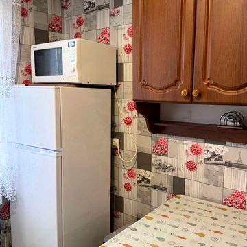 Здам 2 кімнатну квартиру довготривало
