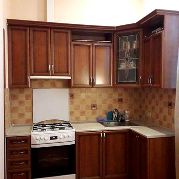 Квартира 2 кім, високий перший поверх, все окремо, власник