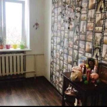 Продам 2  комнатную квартиру Киевский район