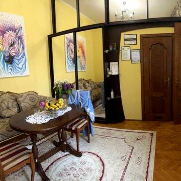 Продаж квартири, центр