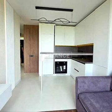 Продається 1-кімнатна квартира в ЖК Manhattan UP повністю укомплектована. ЖК Manhattan UP