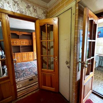 Продам 1-к Космонавтів