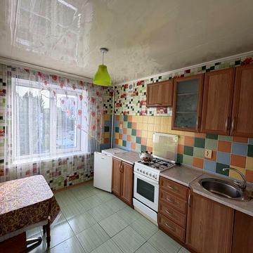 Аренда 2-комн. Квартира 50м2 район Школьный.