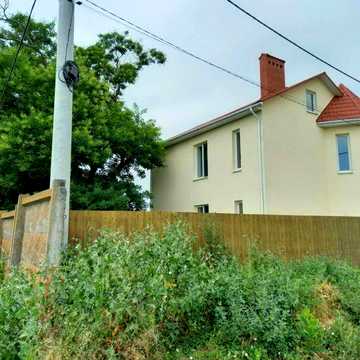Червоный хутор дом на 4 сотках.