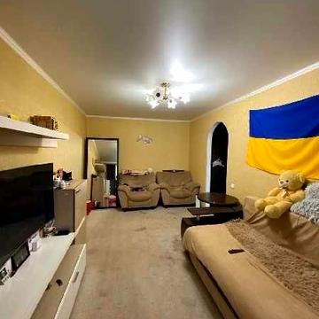 Продается 1 ком квартира по ул. Глисерная, Александровский р-н