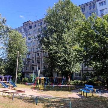 Лісовий масив, метро Лісова - Чернігівська, пр. Лісовий 31