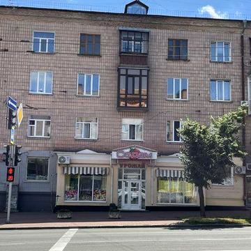 З кімнатна квартира в самому центрі