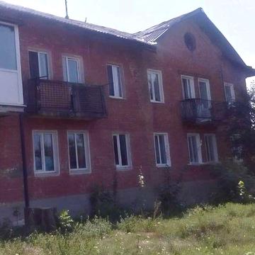 Продаж трикімнатної квартири