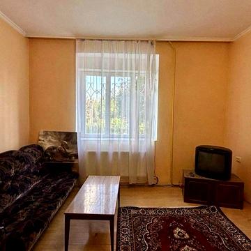 Здам 2-кімнатну квартиру з індивідуальним опаленням на тривалий термін