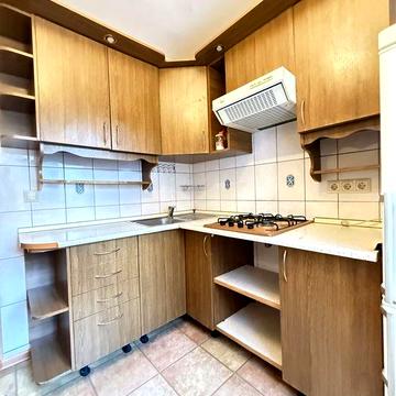 Оренда 2х кімнатної З СВІЖИМ РЕМОНТОМ, ПОЛЄТАЄВА - НЕБЕСНОЇ СОТНІ, РОЗДІЛЬНІ КІМНАТИ, є меблі та техніка, засклений БАЛКОН, гардеробна!