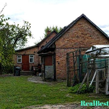 Продаж будинку поблизу м. Рівне