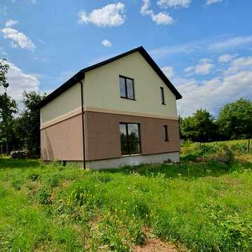 Продаж 4к Дім Хуторянська вулиця