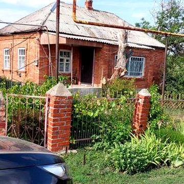 Хата в сільській місцевості