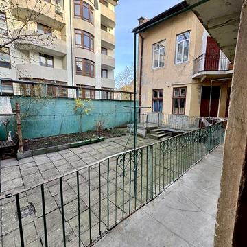 Продаж 2 кімн кв вул. Б Хмельницького