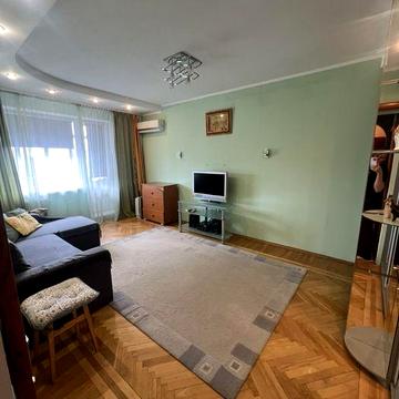 Оренда 2 кімнатноі квартири Незалежеості 15