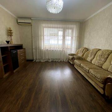 Продам 3 кімнатну квартиру в центрі з автономним опаленням