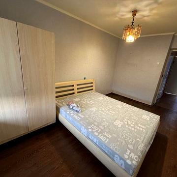 Оренда 3 к квартири, вул Зарічанська 32