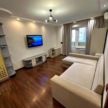 ! Здається 2-кімнатна квартира, 57 м², просп. Петра Григоренка, 7А