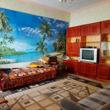 Отличный дом из 3 комнат на площади Артёма