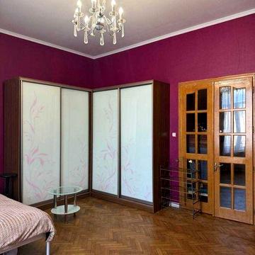 Продаж 2 к квартири в історичному центрі міста польський люкс вул.Тарнавського