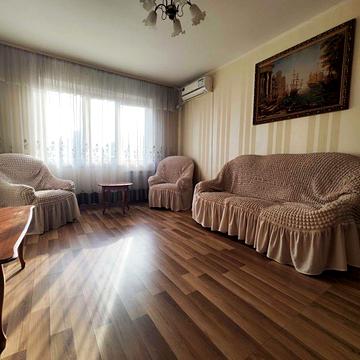 3к роздільні кімнати, вул.Закревського 27/2, двустороння