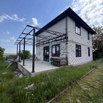 Продам 2х поверховий будинок в Ямбурзі