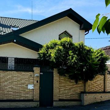 Центр Києва! Автономний будинок 248 м² з укриттям,Голосіївський район