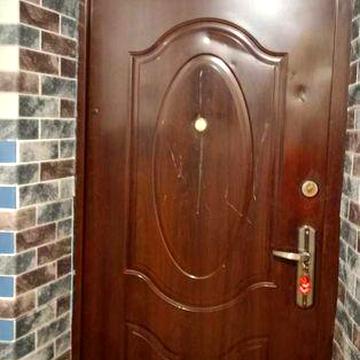 Продам двокімнатну сталінку