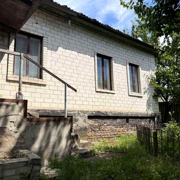 Продаж будинку 61.4 м² з гаражем та приватизованою ділянкою | вул. Вишнева