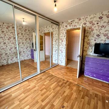 Продам 2-кімнатну квартиру пр.Небесноі сотні_кімнати окремі