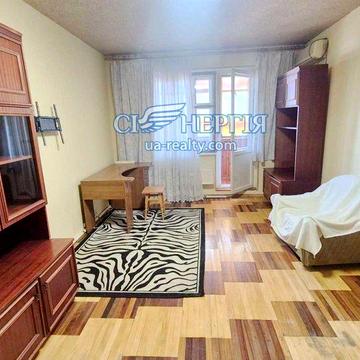 2-кімнатна 52 м.кв. Чорнобильська, 17 метро Академмістечко
