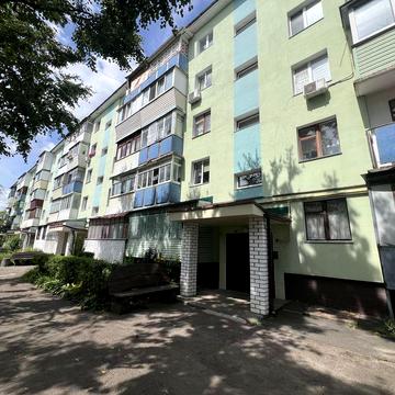 Двокімнатна квартира Шкільна