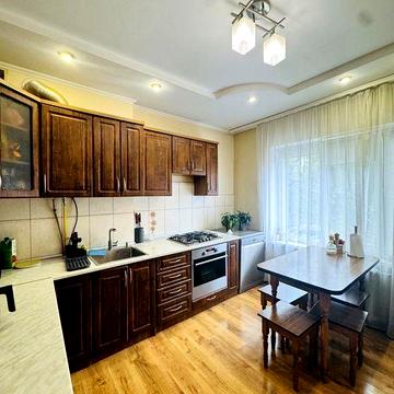 Продаж / Будинок /  Рівне