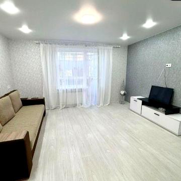 Продається 3-кімнатна квартира, район Мотель