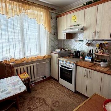 Продам 2-кімнатну квартиру у смт Чечельник вул Паркова 13