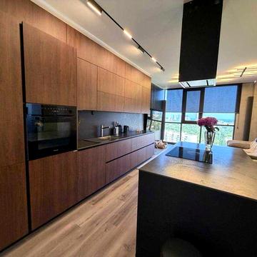 VIP 3-кімнатна квартира 112 м² в ЖК «Акрополь» | Дизайнерський ремонт | Сімейний Паркінг у ціні
