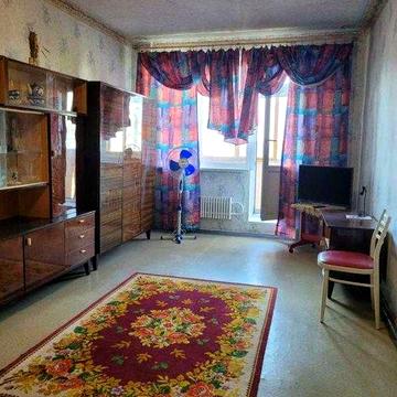 Продам 2 комн.квартиру Салтовка в районе Класса по пр.Тракторостроителей.