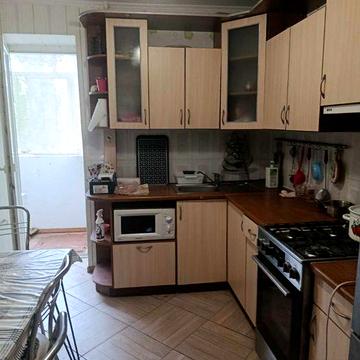 здаю 2 кімн квартиру проспект Корабелів високий 1 поверх 2 балкони,ремонт меблі техніка