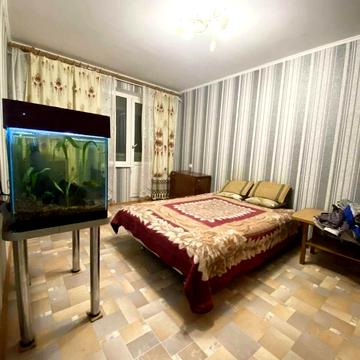 Романа Атаманюка вул., 53