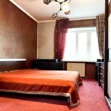 Оренда 3-к, 89 м2, газ, м. Нивки 5 хв,  можна з тваринками; Пр-т Берестейський 96