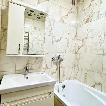 Продаж 2 кімнатної квартири, цегла,  ж/м Північний,  велика площа ЖК Північний