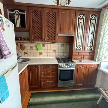 Продам 1 комнатную квартиру на Мотеле