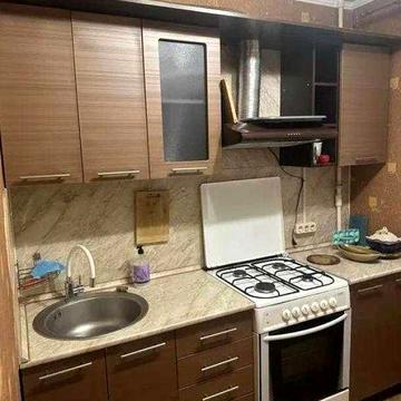 Продам 1 комнатную квартиру по улице Каденюка
